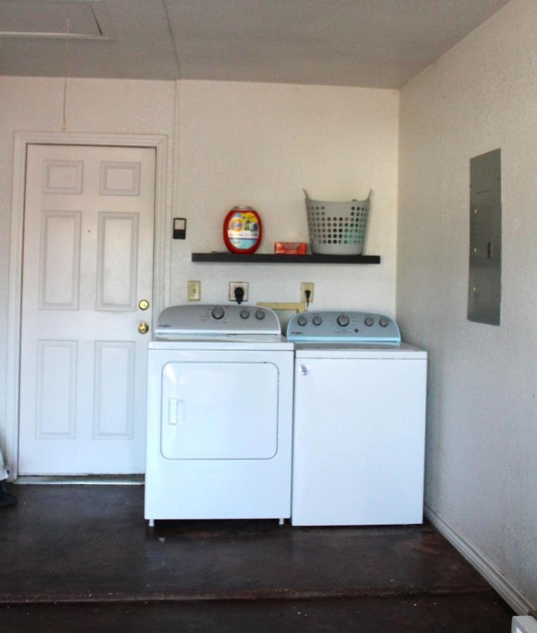 Setting The Right Vibes. Apartment Killeen Bagian luar foto