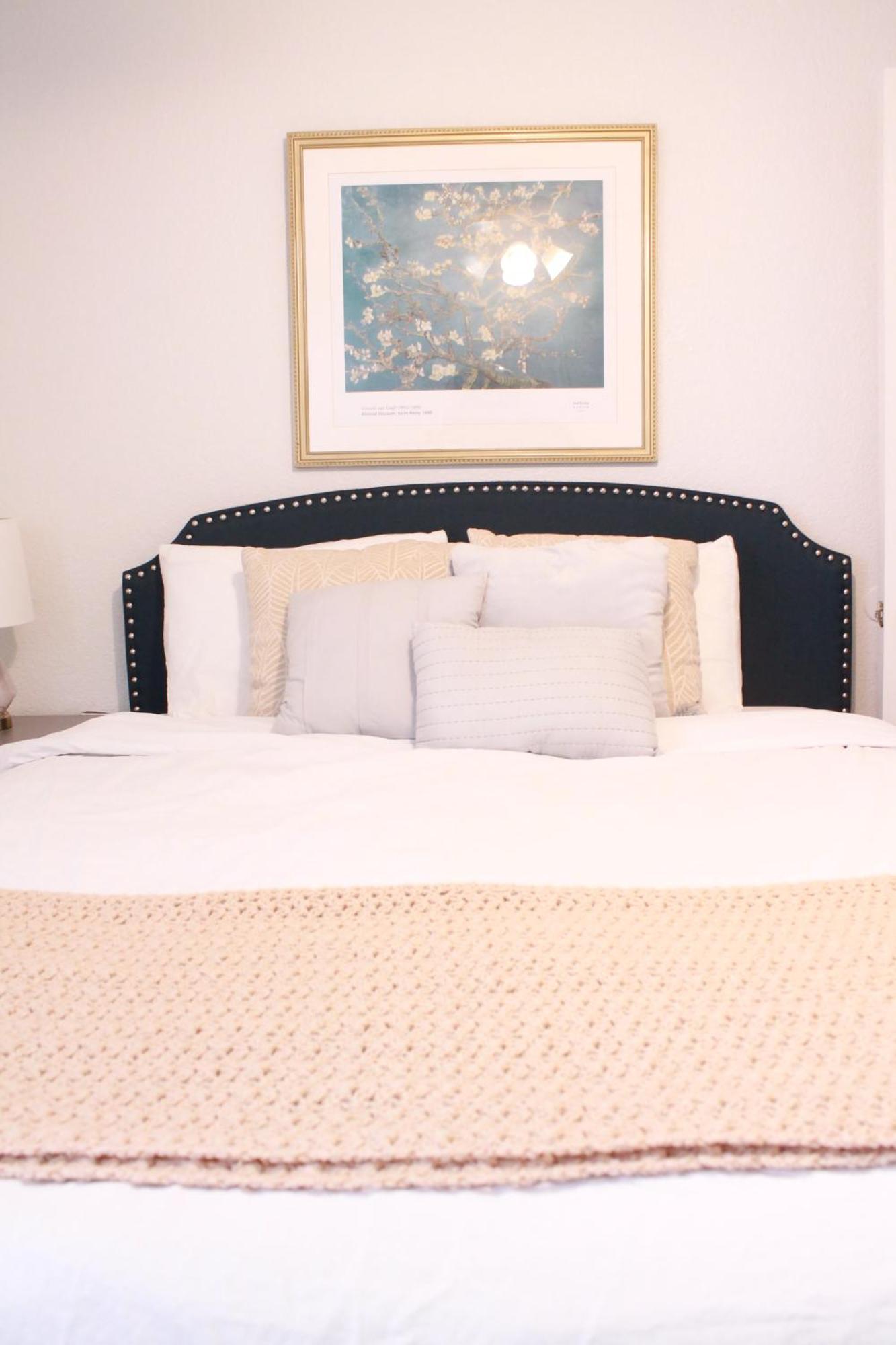 Setting The Right Vibes. Apartment Killeen Bagian luar foto